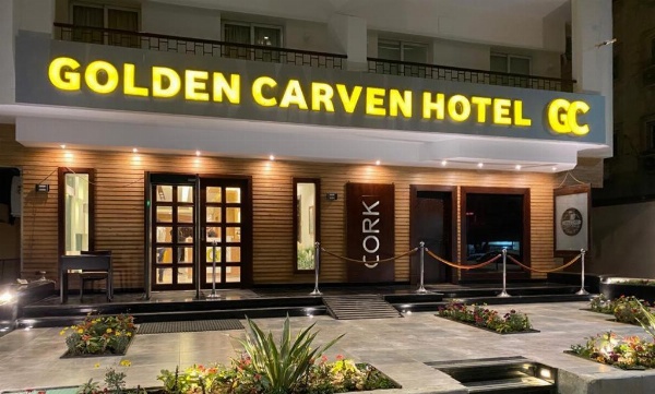 Golden Carven Hotel image 3